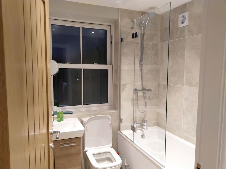 3 Bedroom Townhouse, Free Parking York Esterno foto